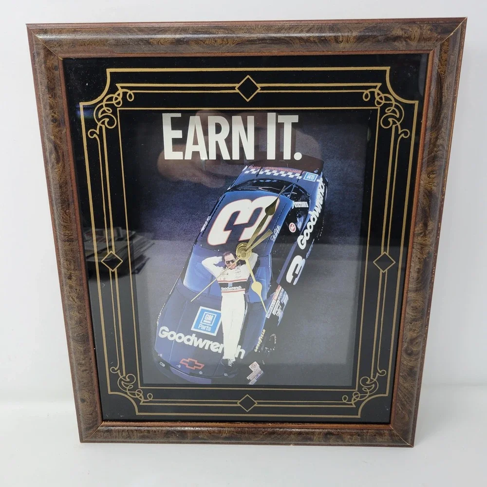 Dale‎ Earnhardt Sr Earn It Clock NASCAR Racing Vintage Wall Clock